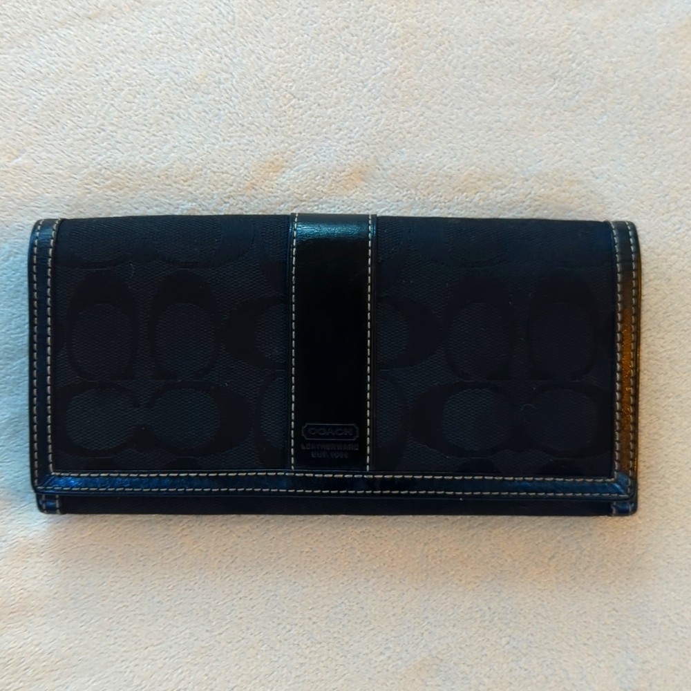 COACH | Women's Signature Wallet in Canvas & Black Leather